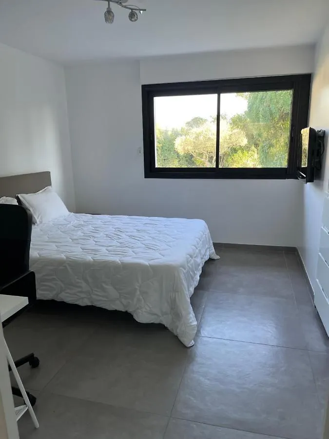 Lot De Deux Villas A Louer Dans Un Cadre Idyllique A Gemenos