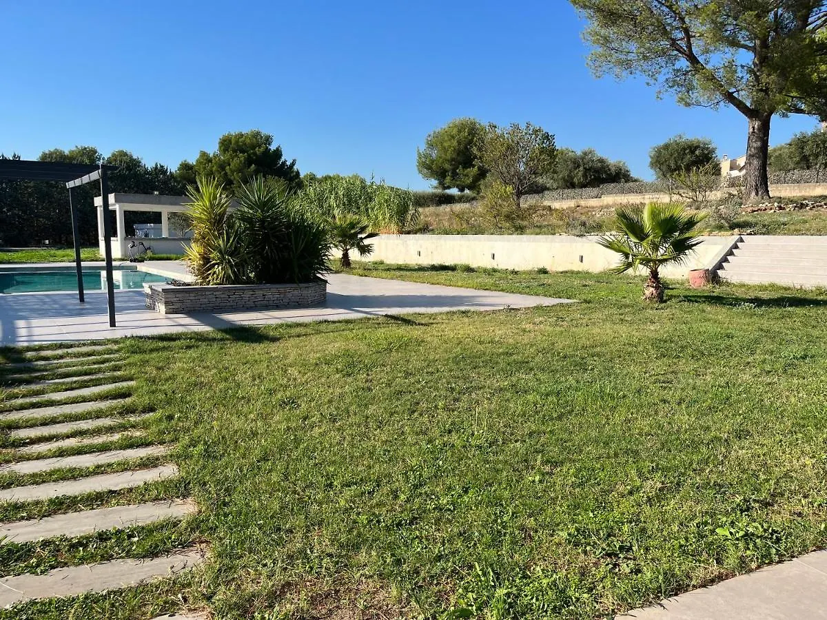Lot De Deux Villas A Louer Dans Un Cadre Idyllique A Gemenos
